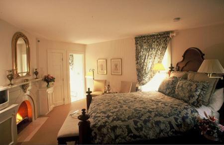 Queen Room,63107500:JPEG
