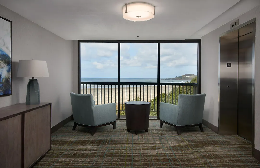Best Western Plus Agate Beach Inn-1