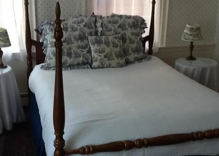 Cheap hotel: Clarkeston Inn