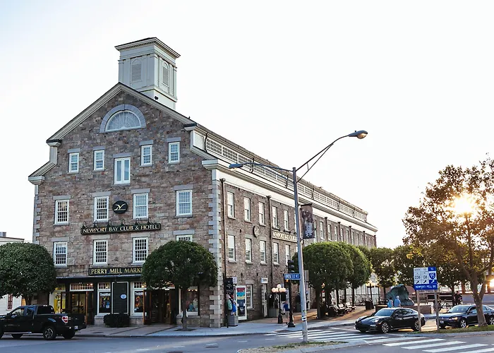 Newport Bay Club And Hotel